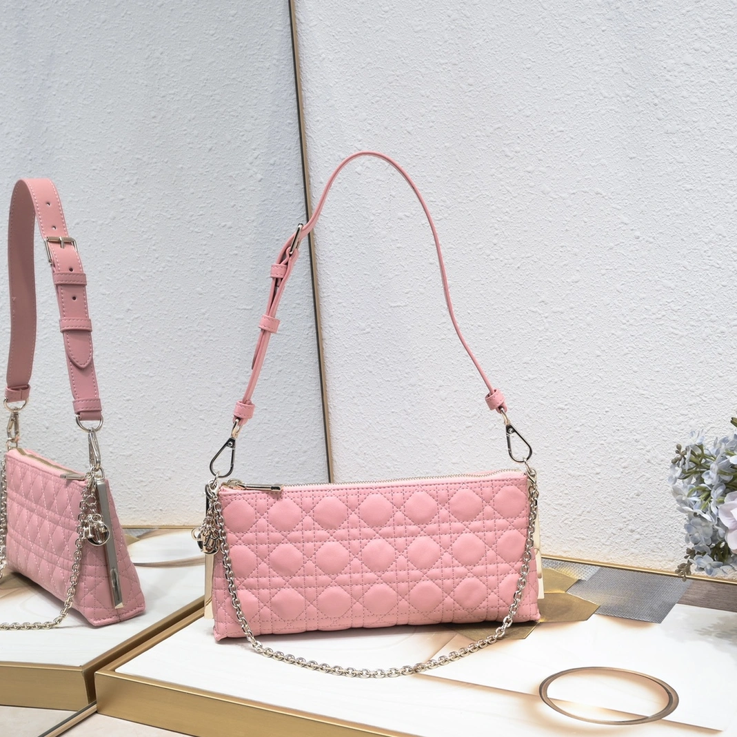 Christian Dior AAA Quality Shoulder Bags For Women Elegant 2322