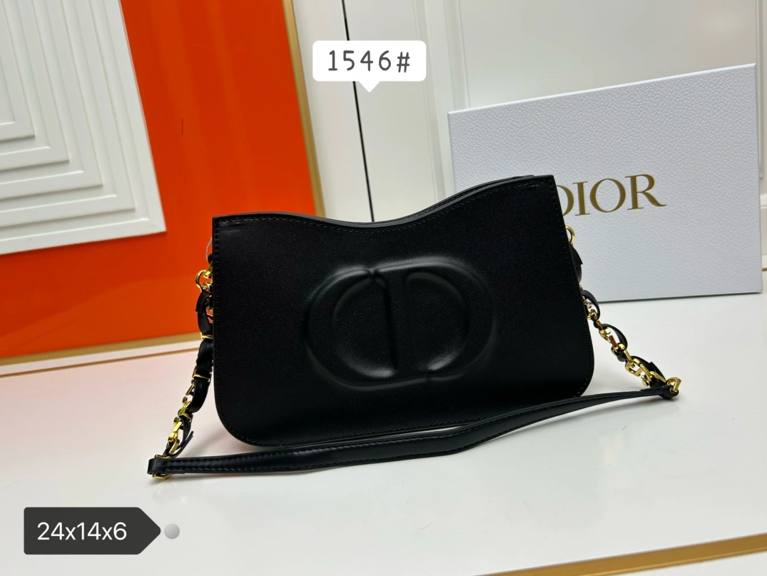 Christian Dior AAA Quality Shoulder Bags For Women Flexible 5405