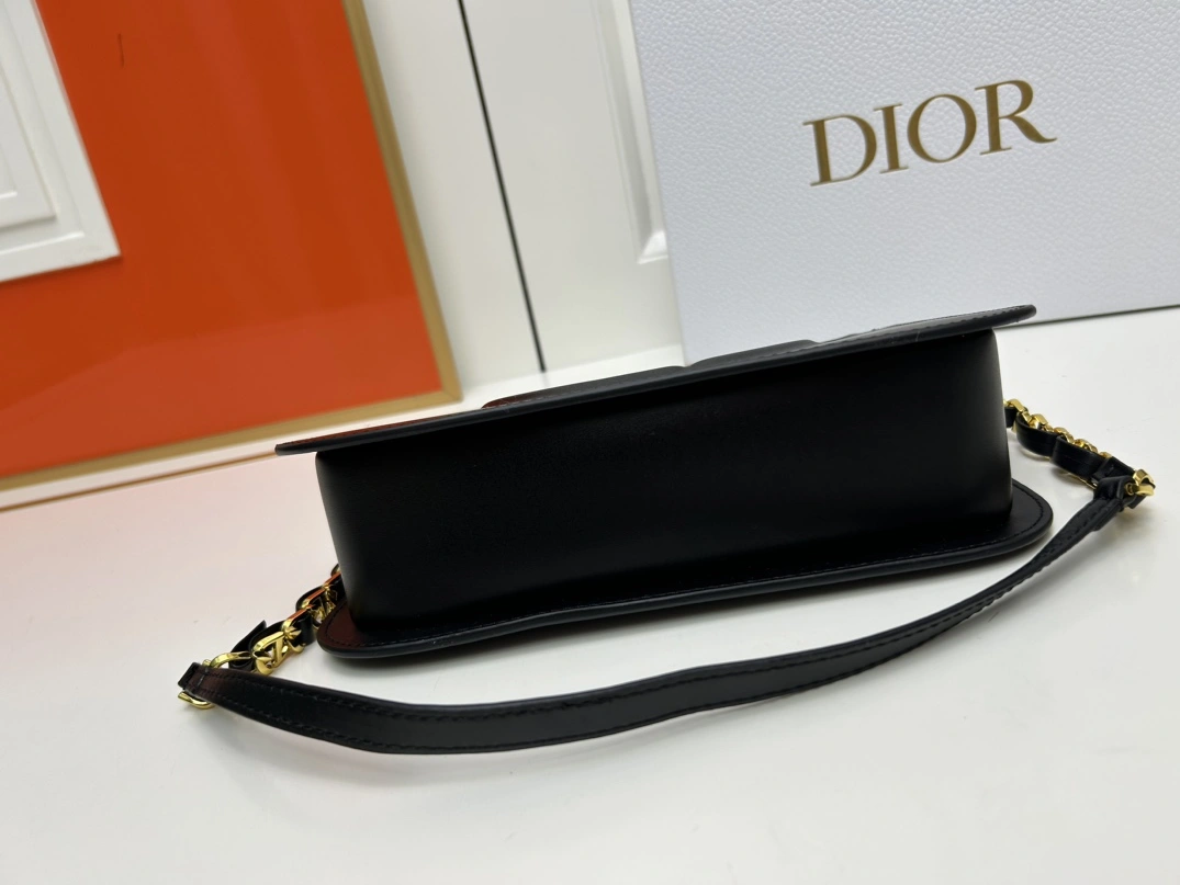 Christian Dior AAA Quality Shoulder Bags For Women Flexible 5405