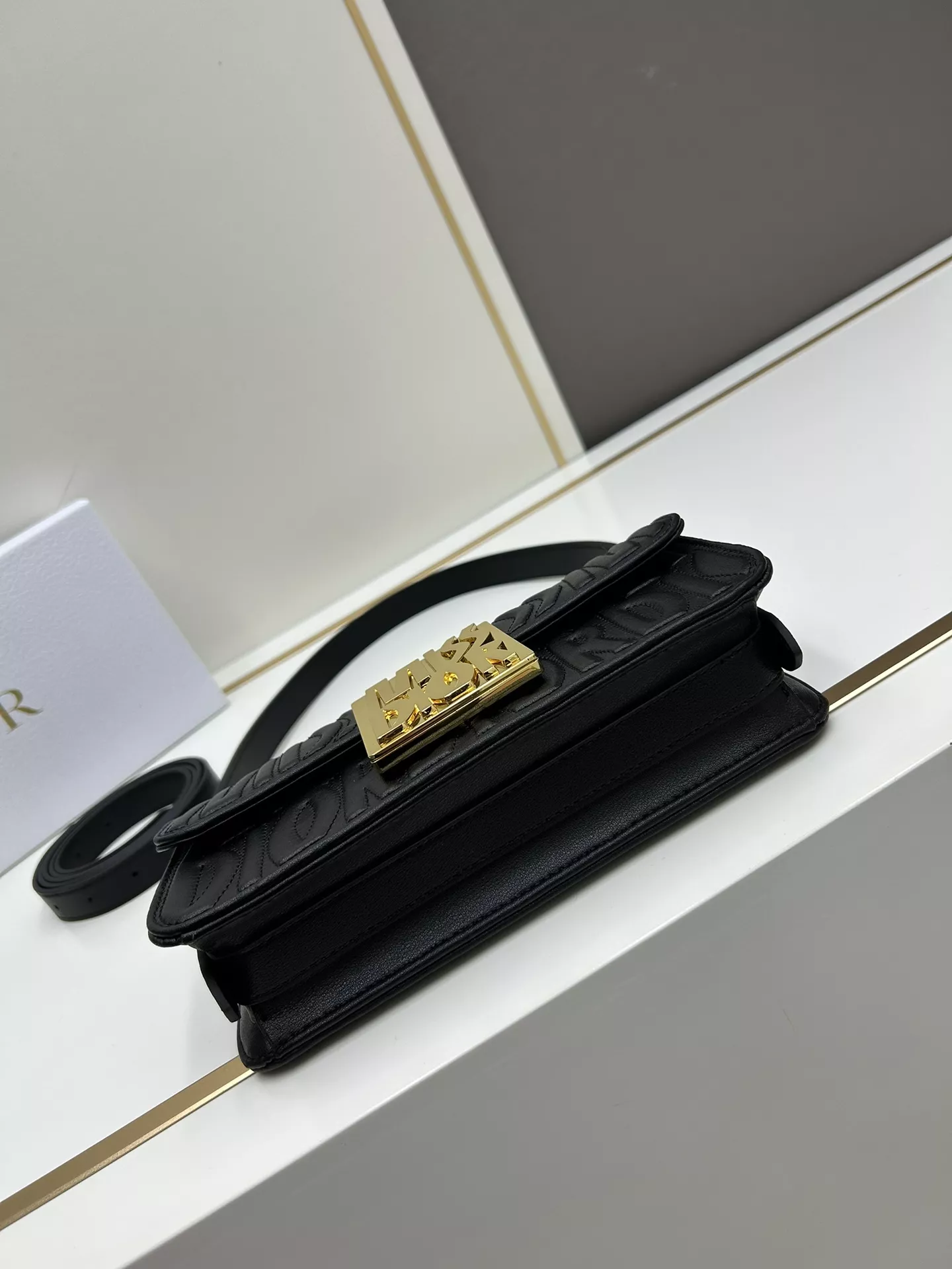 Christian Dior AAA Quality Shoulder Bags For Women Sleek 8909