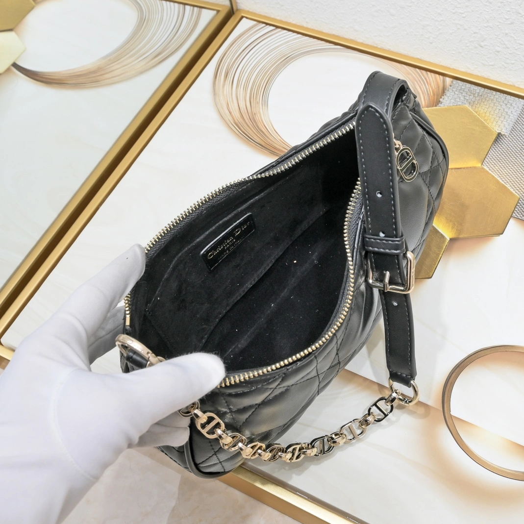 Christian Dior AAA Quality Shoulder Bags For Women StreetReady 7643