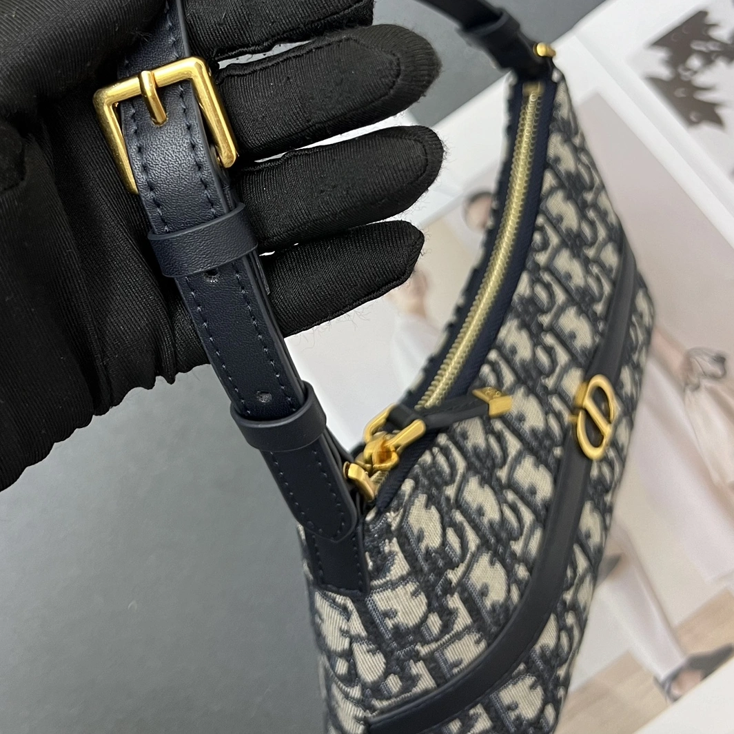 Christian Dior AAA Quality Shoulder Bags For Women TopPick 366