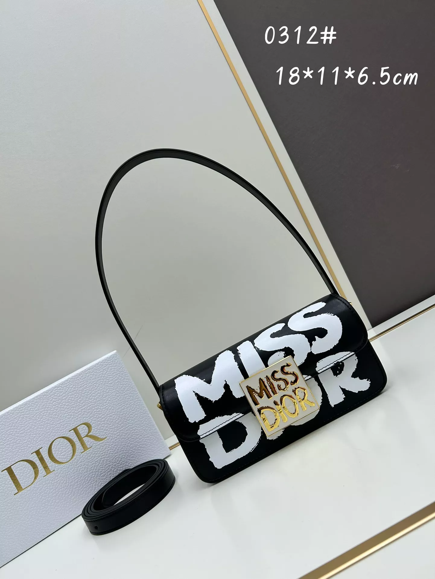Christian Dior AAA Quality Shoulder Bags For Women Trendsetting 8854