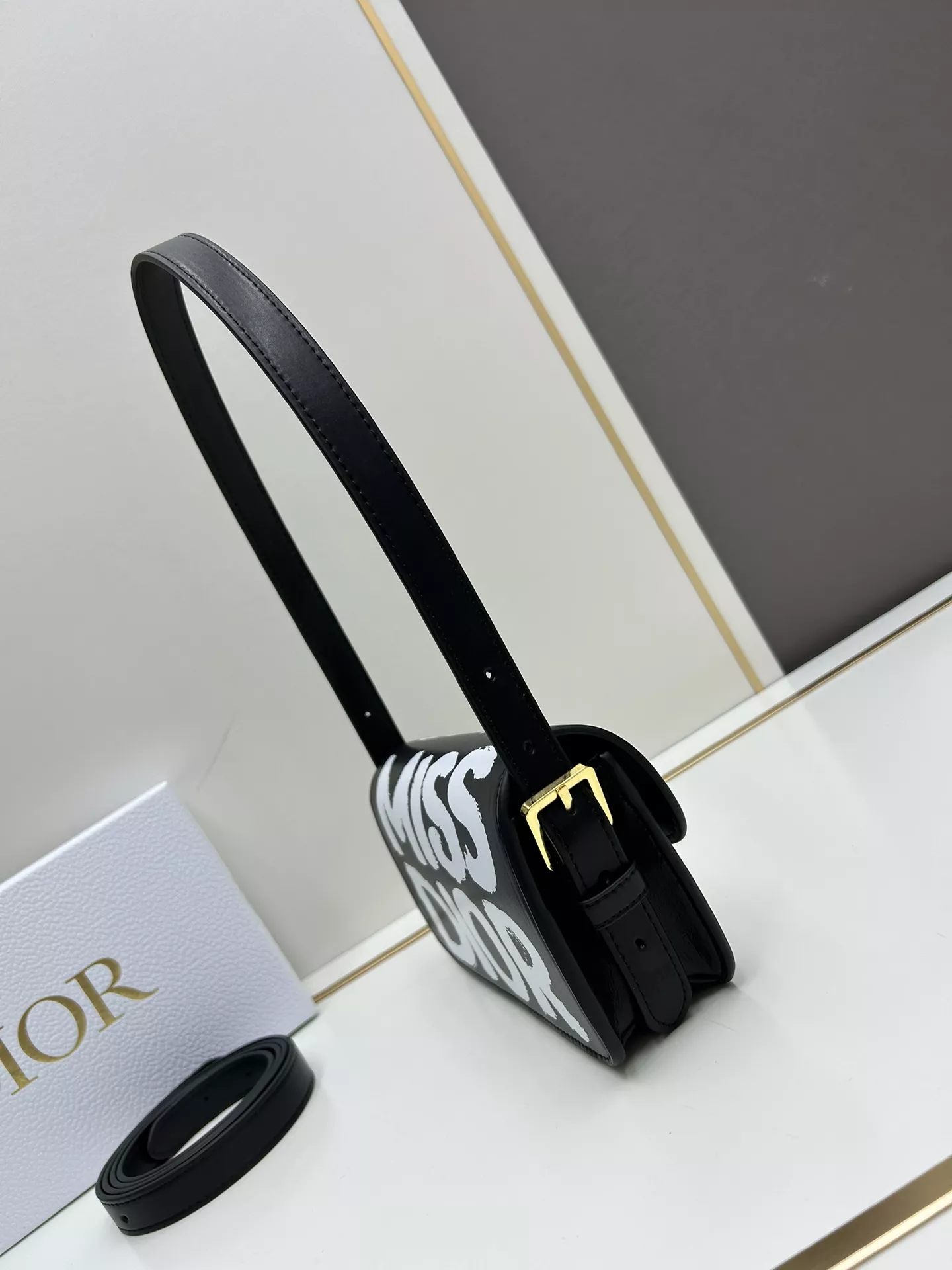 Christian Dior AAA Quality Shoulder Bags For Women Trendsetting 8854