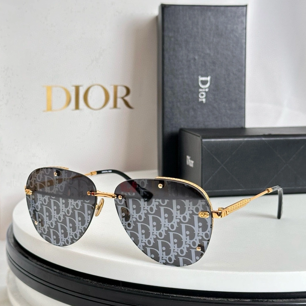 Christian Dior AAA Quality Sunglasses Affordable 8083