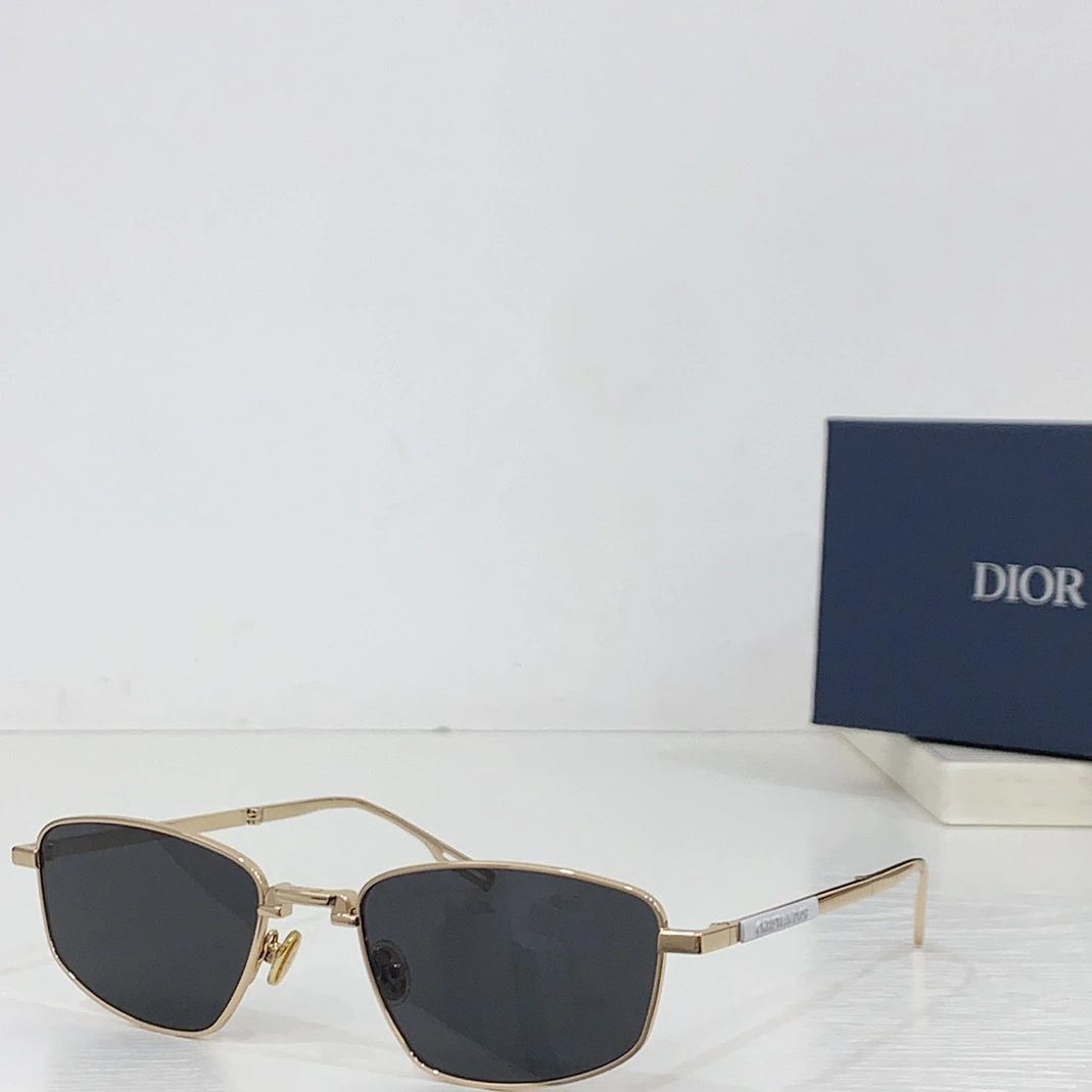 Christian Dior AAA Quality Sunglasses Bold 8587