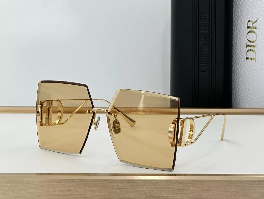 Christian Dior AAA Quality Sunglasses Bright 8055