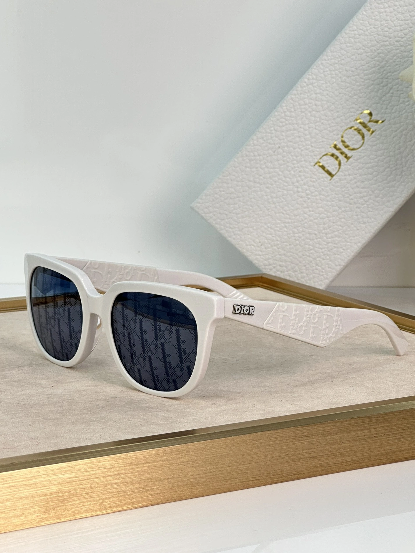 Christian Dior AAA Quality Sunglasses Bright 9469