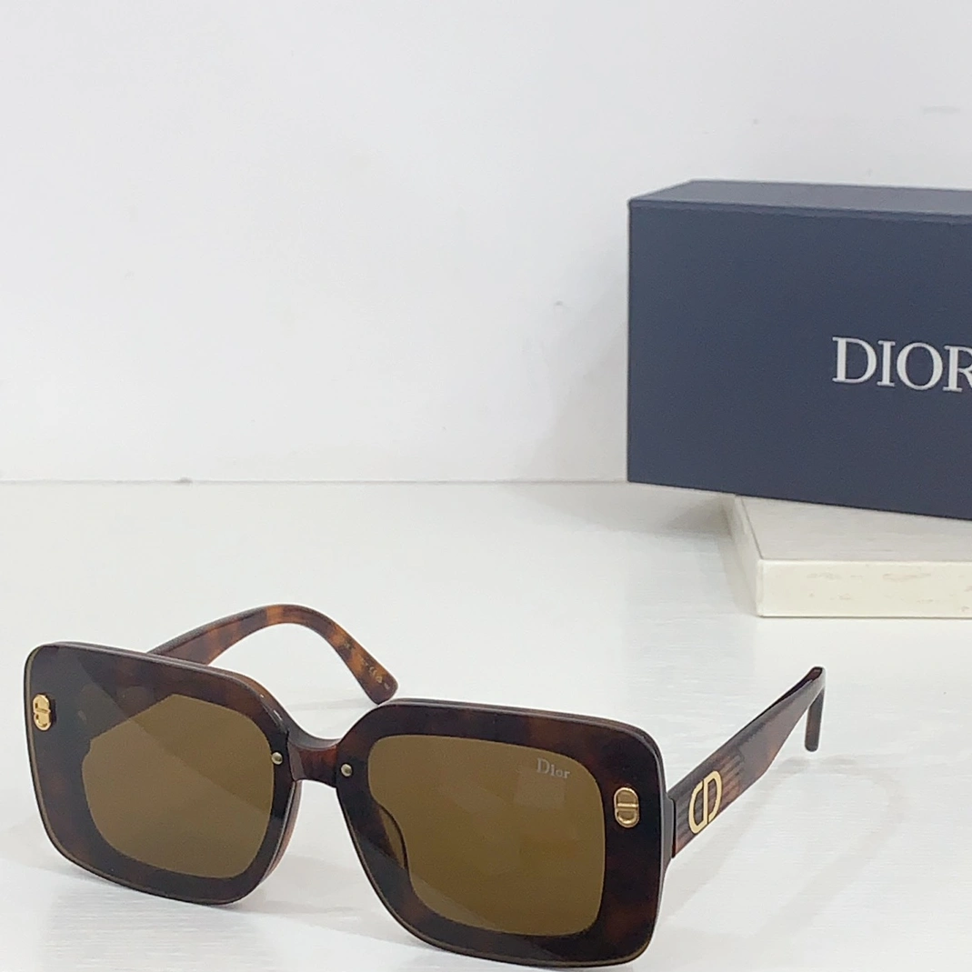 Christian Dior AAA Quality Sunglasses Classic 4208