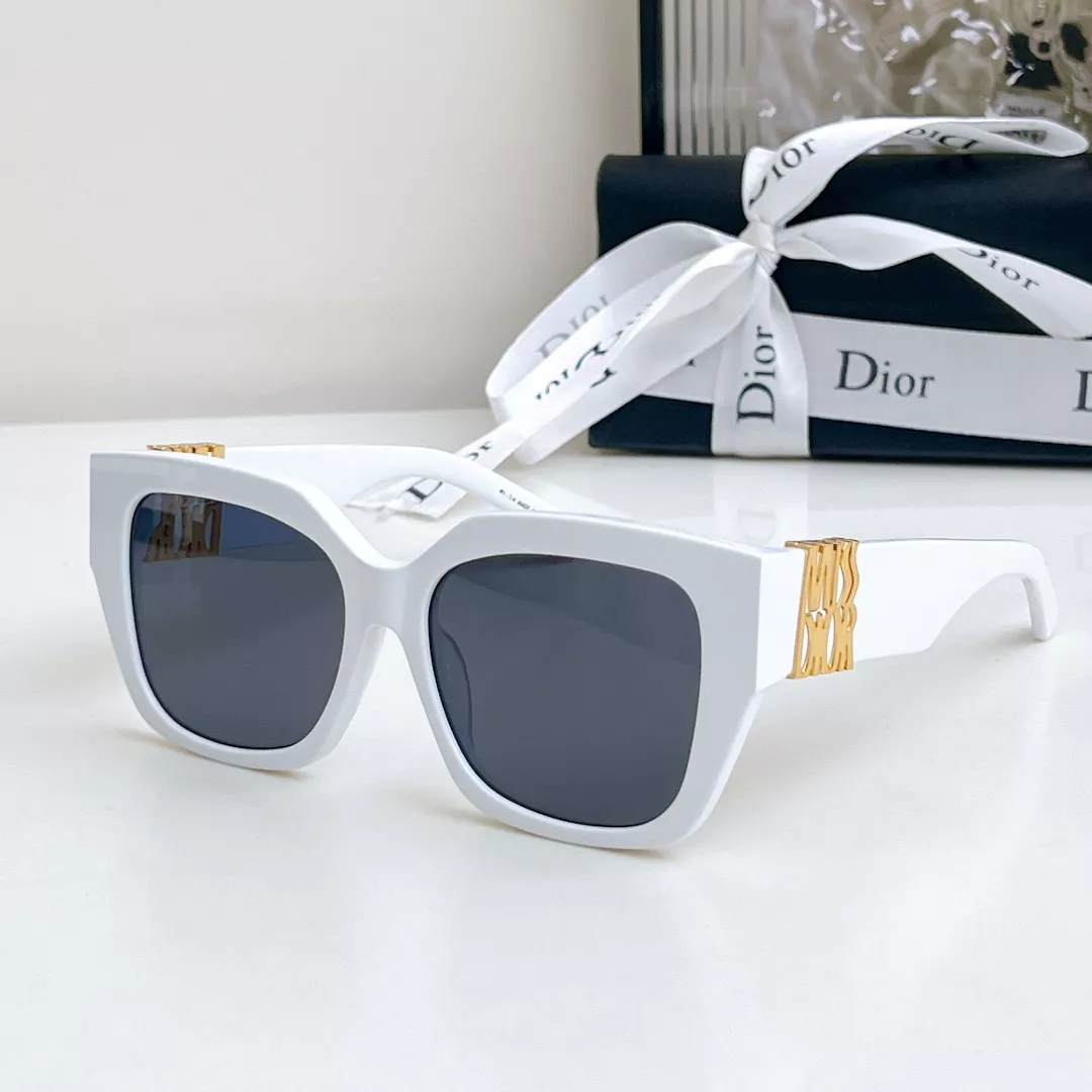 Christian Dior AAA Quality Sunglasses Comfortable 5107