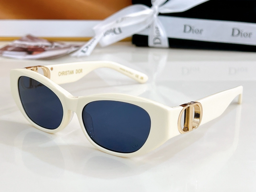 Christian Dior AAA Quality Sunglasses Comfortable 8684