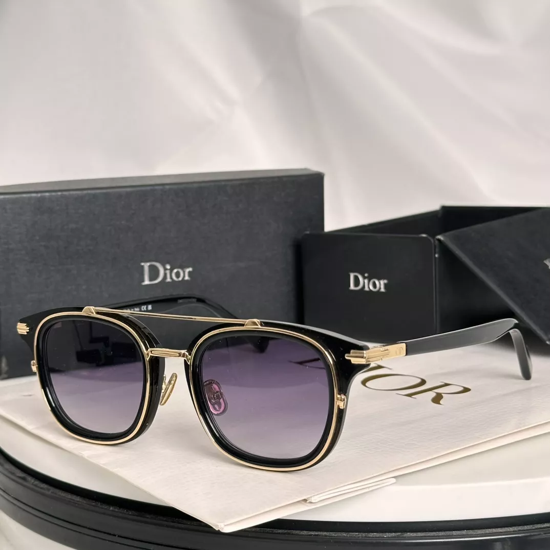 Christian Dior AAA Quality Sunglasses DailyWear 5526
