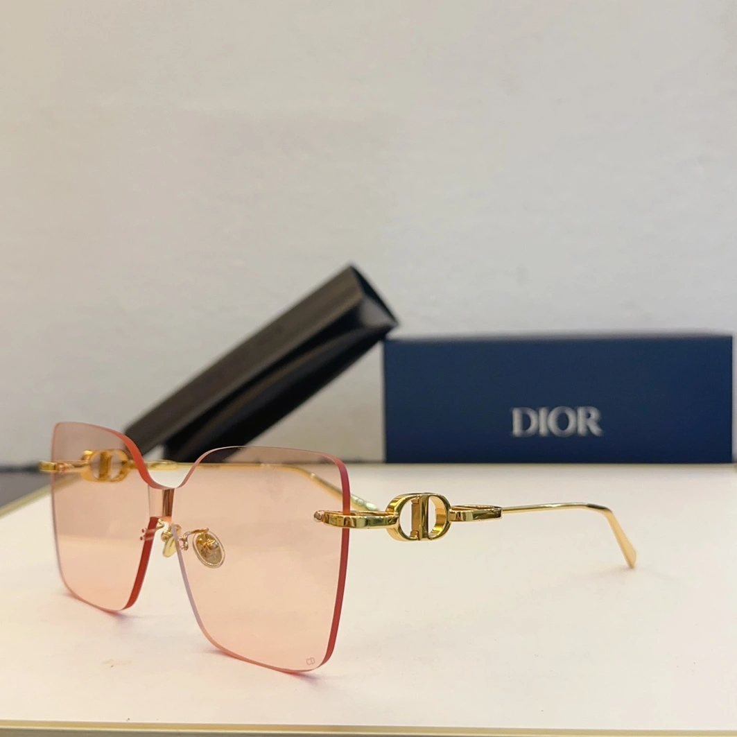 Christian Dior AAA Quality Sunglasses EasyMatch 4457