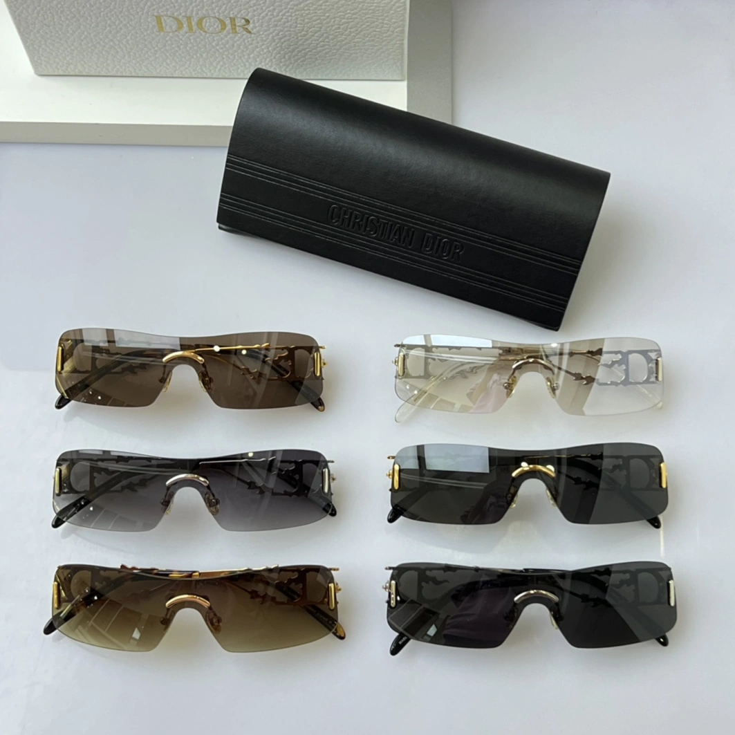 Christian Dior AAA Quality Sunglasses Elegant 5117