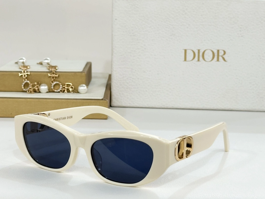 Christian Dior AAA Quality Sunglasses Flexible 2358