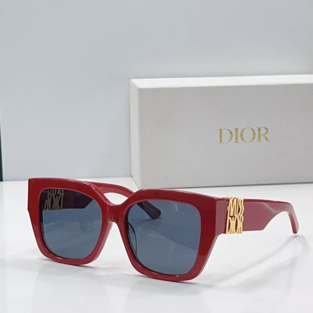 Christian Dior AAA Quality Sunglasses Modern 279