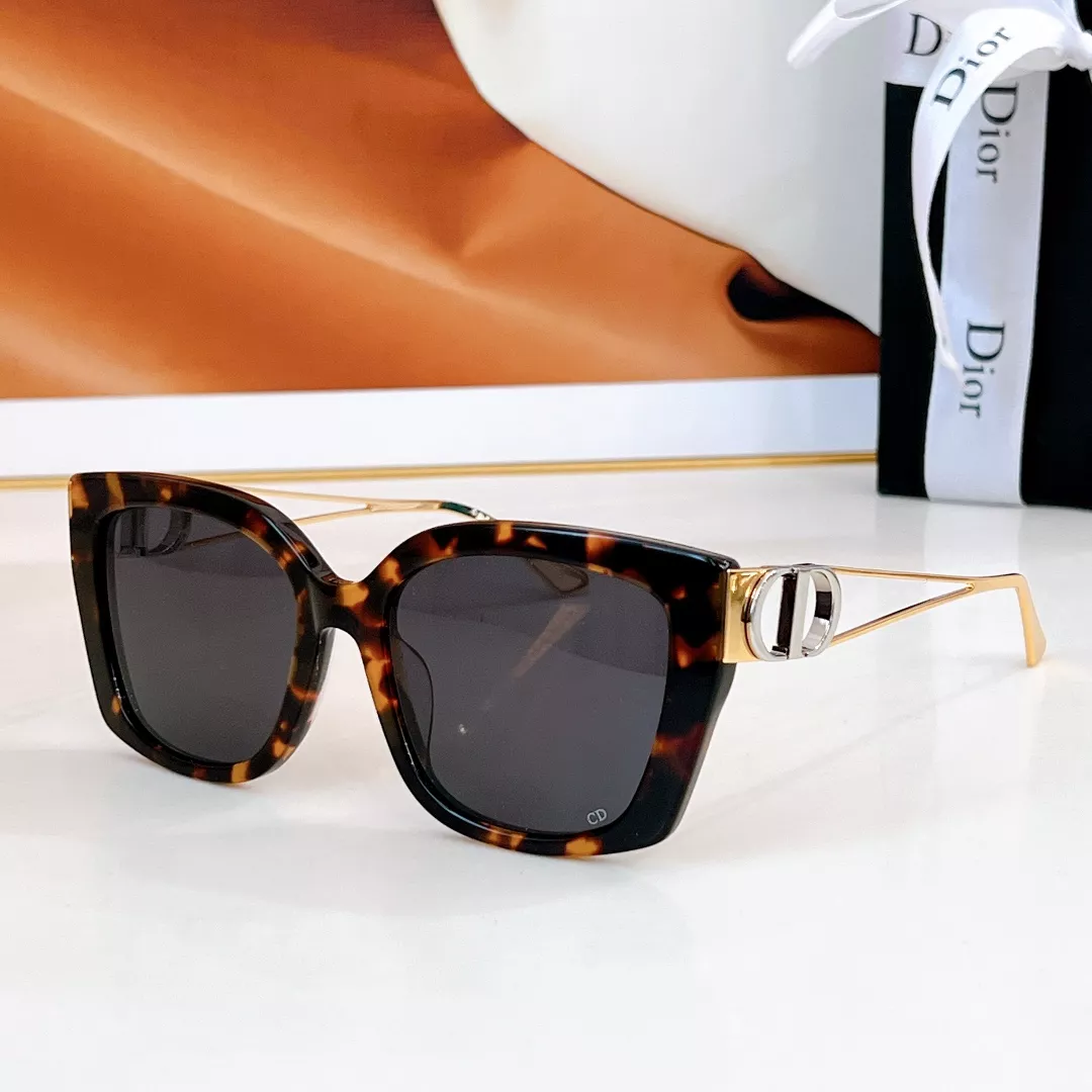 Christian Dior AAA Quality Sunglasses Refined 6593