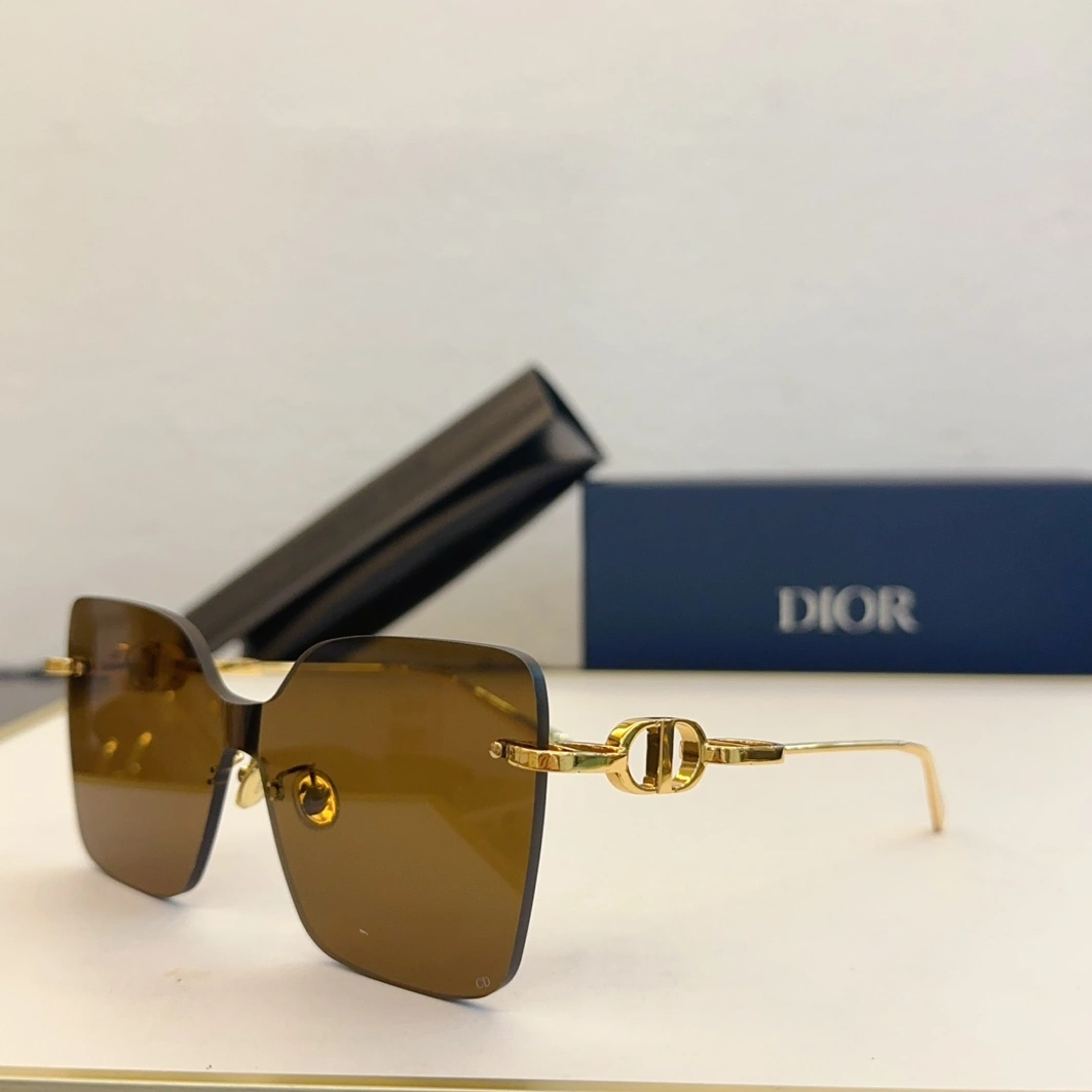 Christian Dior AAA Quality Sunglasses Refined 8513