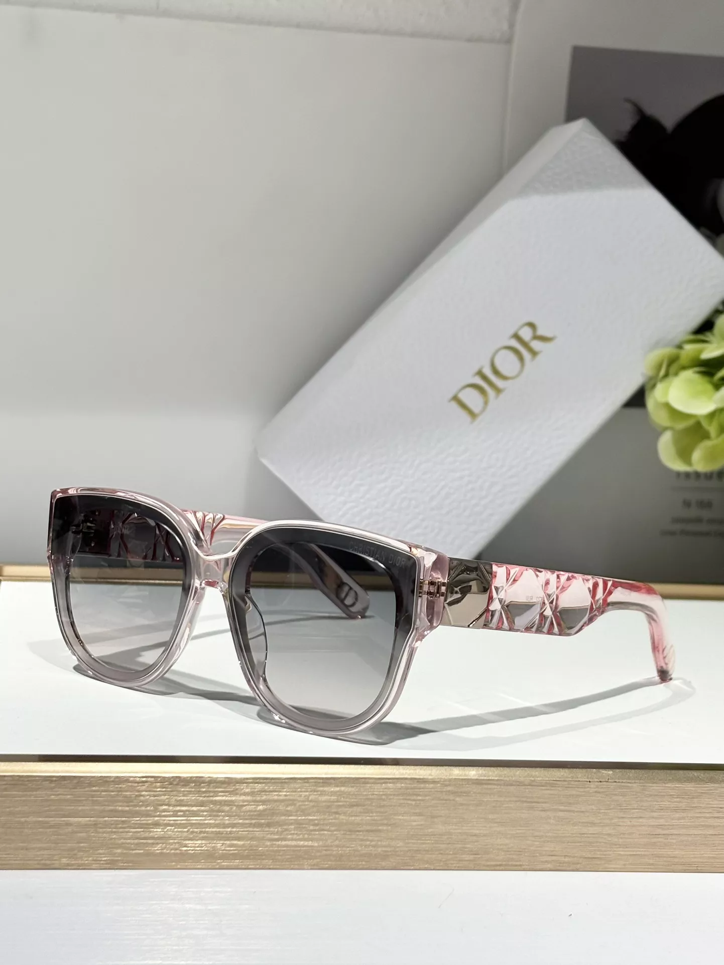 Christian Dior AAA Quality Sunglasses Reliable 8095