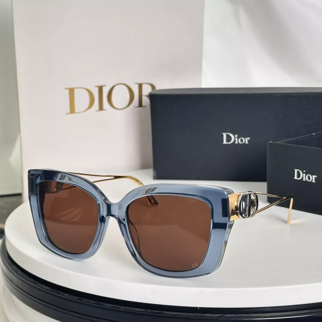 Christian Dior AAA Quality Sunglasses Sophisticated 7508
