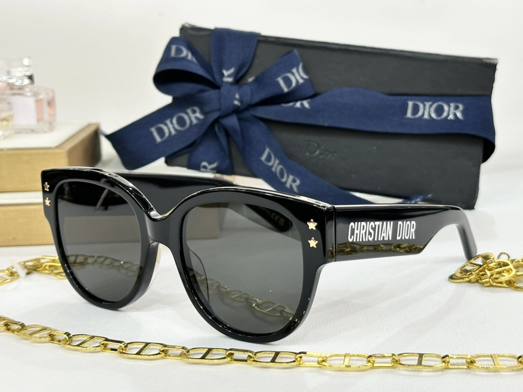Christian Dior AAA Quality Sunglasses UrbanStyle 1972