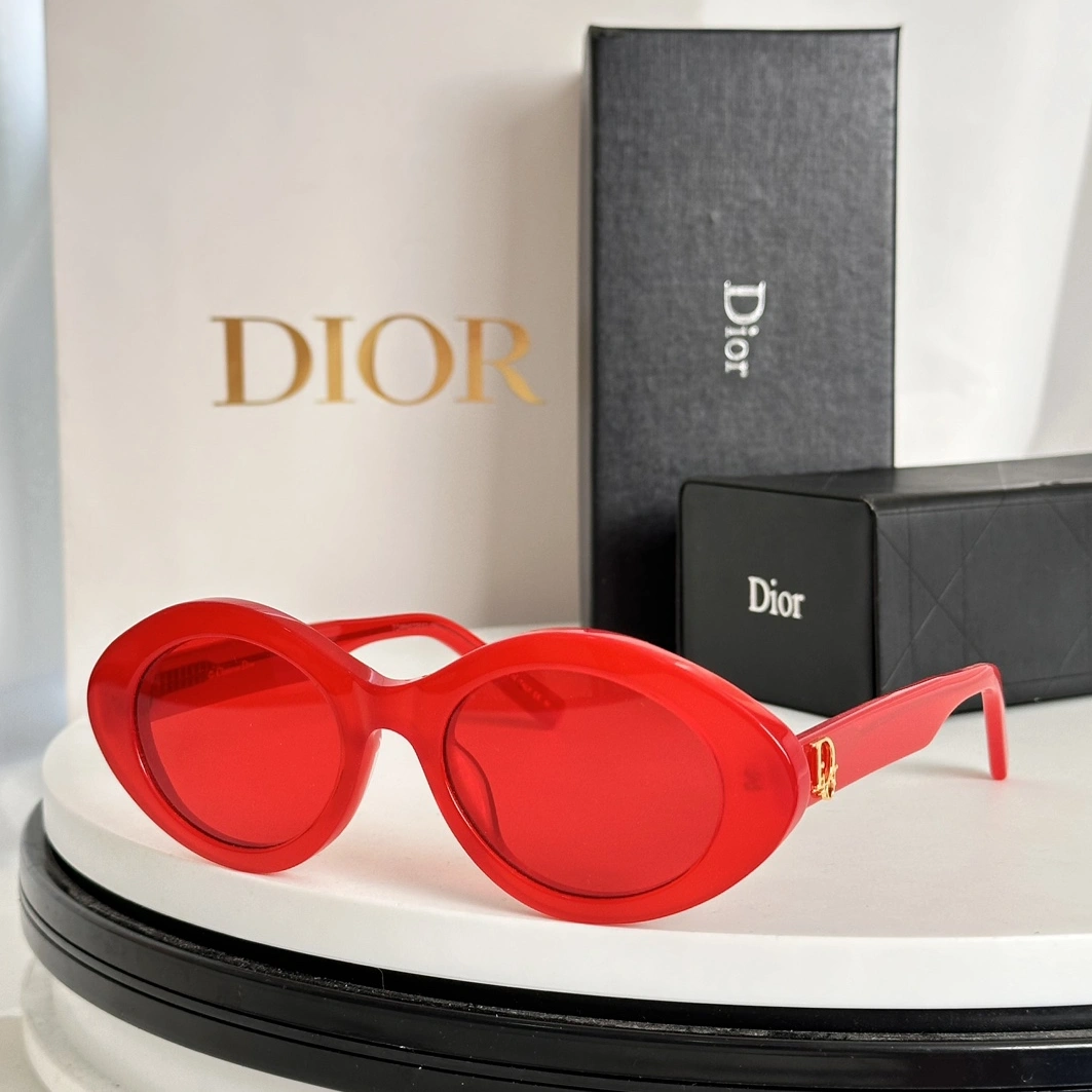 Christian Dior AAA Quality Sunglasses Versatile 5538