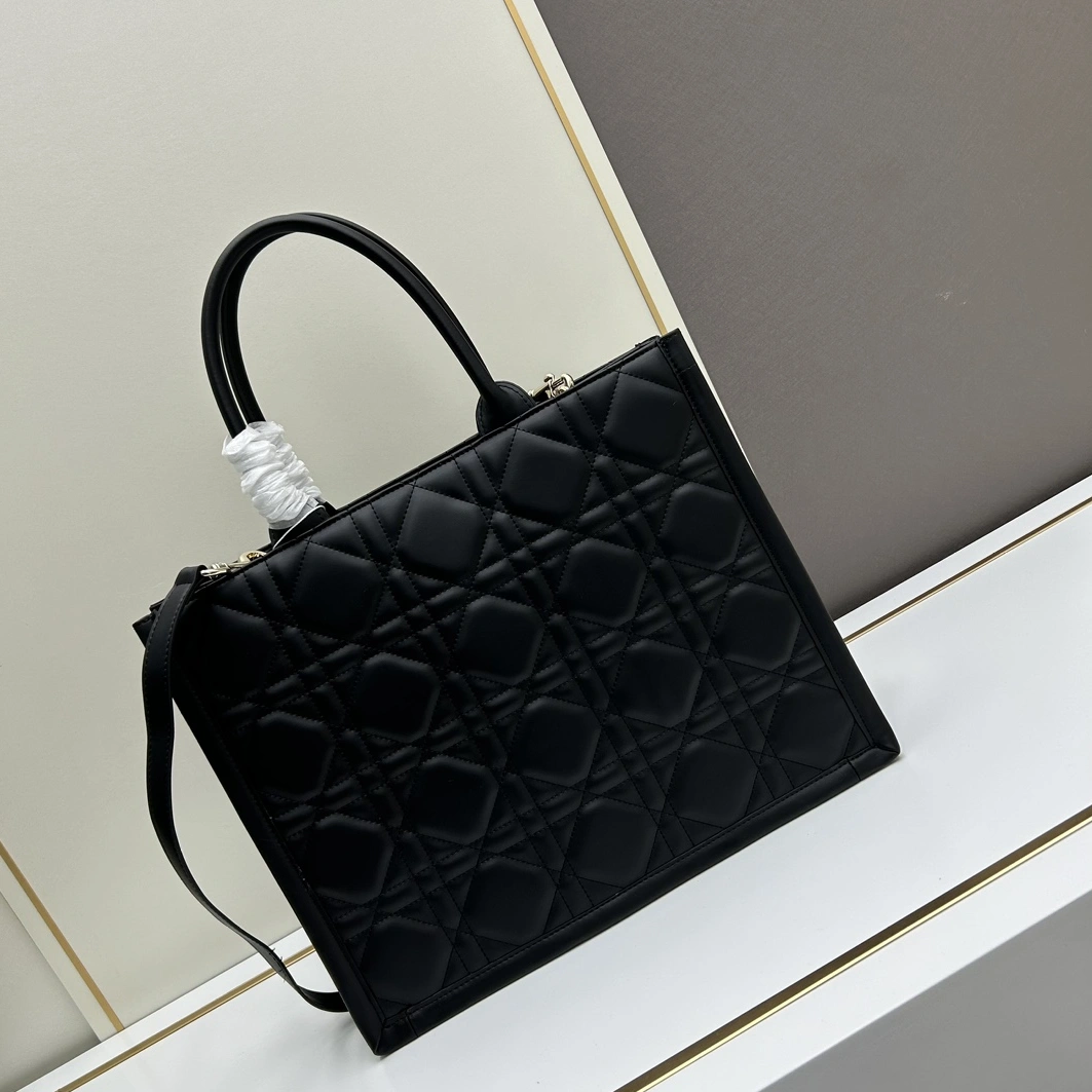 Christian Dior AAA Quality Tote-Handbags For Women BestValue 5675