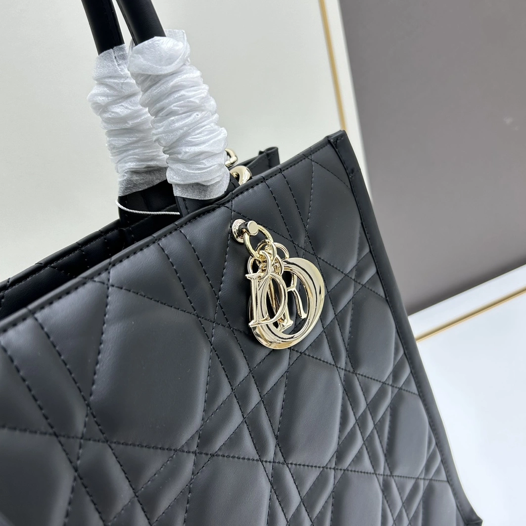 Christian Dior AAA Quality Tote-Handbags For Women BestValue 5675