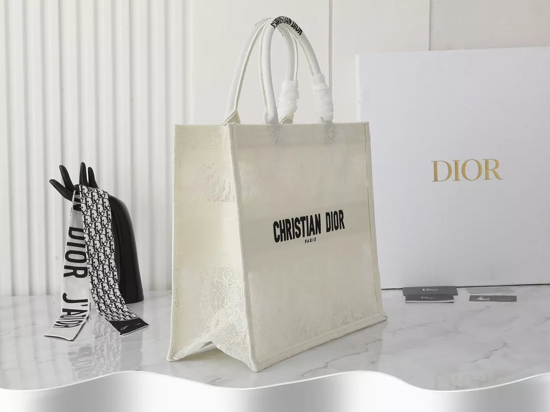 Christian Dior AAA Quality Tote-Handbags For Women Comfortable 8716