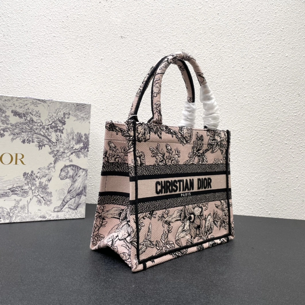 Christian Dior AAA Quality Tote-Handbags For Women Cozy 9797