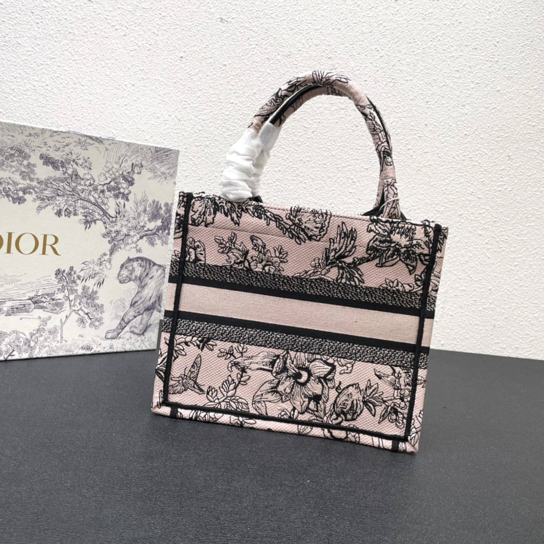 Christian Dior AAA Quality Tote-Handbags For Women Cozy 9797