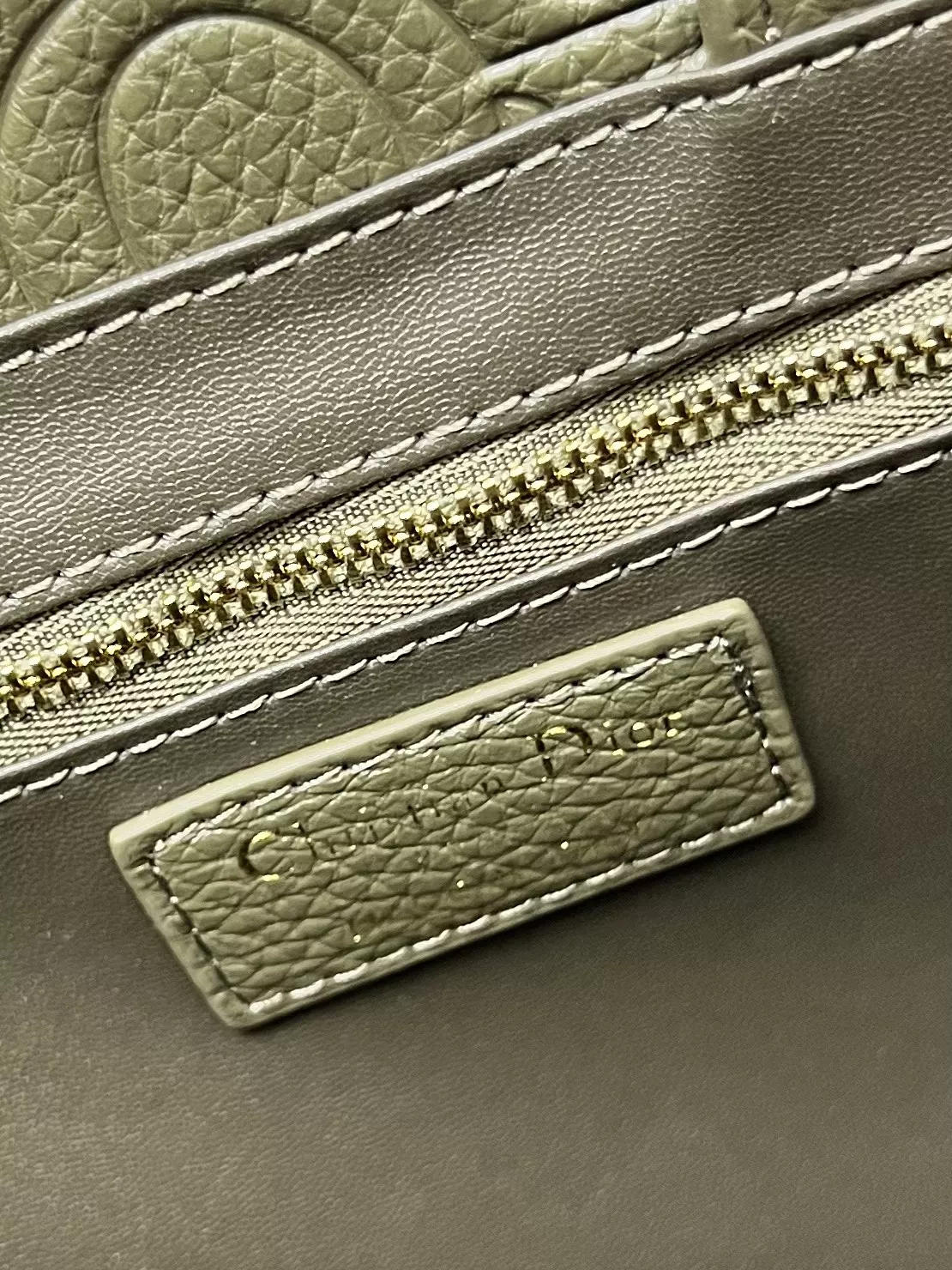 Christian Dior AAA Quality Tote-Handbags For Women EasyMatch 4443