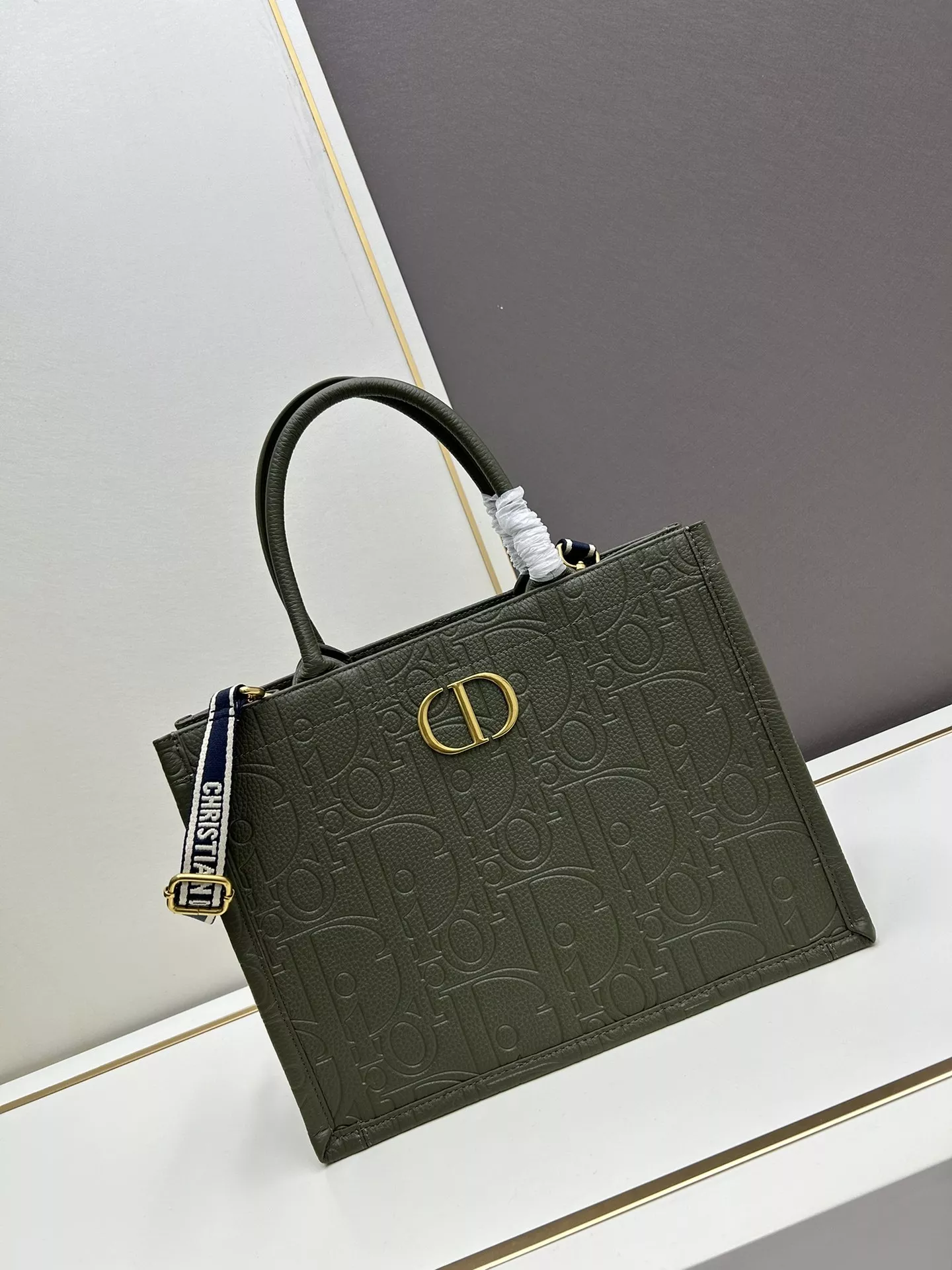 Christian Dior AAA Quality Tote-Handbags For Women EasyMatch 5999