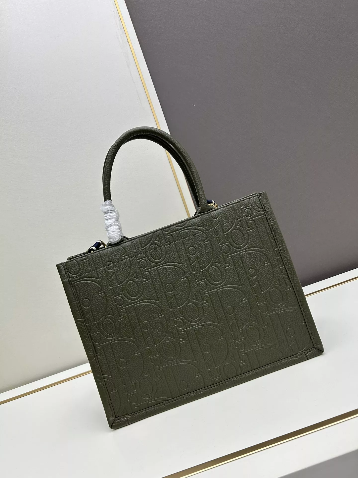 Christian Dior AAA Quality Tote-Handbags For Women EasyMatch 5999