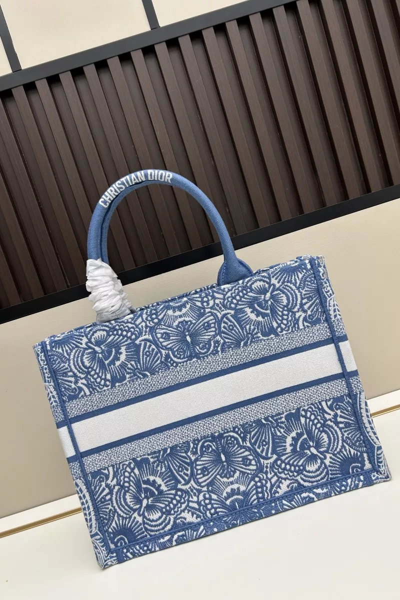Christian Dior AAA Quality Tote-Handbags For Women Fashionable 7519