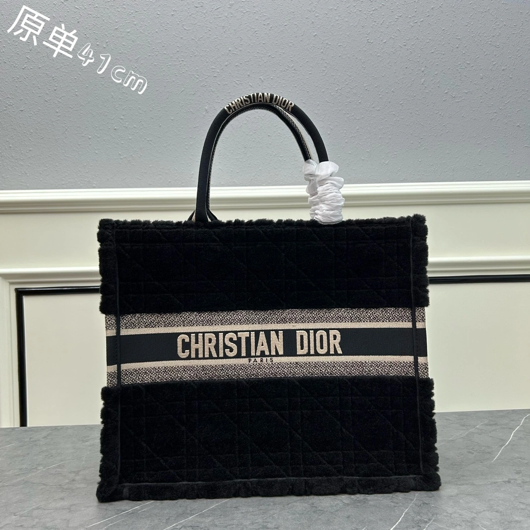 Christian Dior AAA Quality Tote-Handbags For Women Flexible 1190