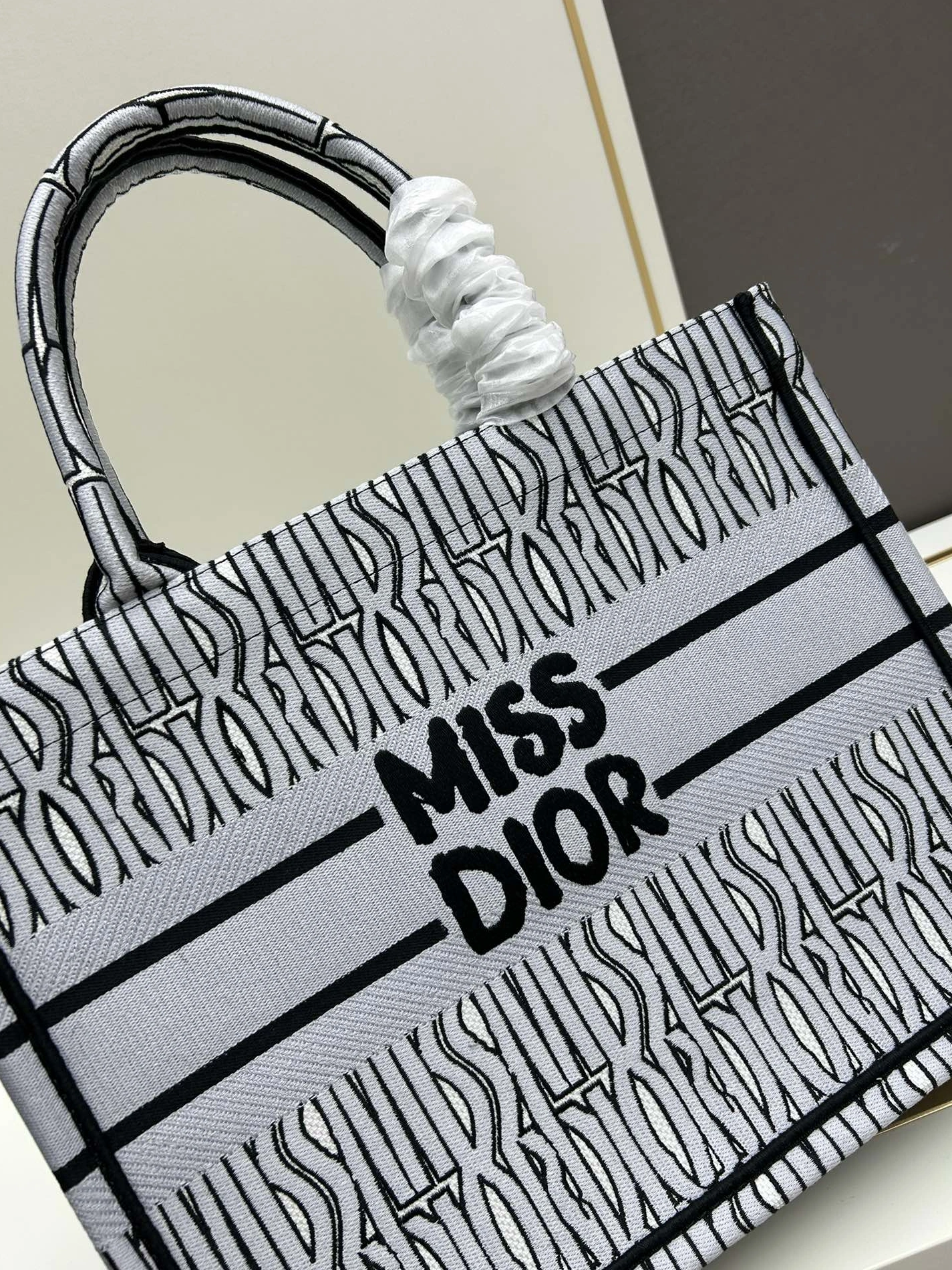 Christian Dior AAA Quality Tote-Handbags For Women Minimalist 5924