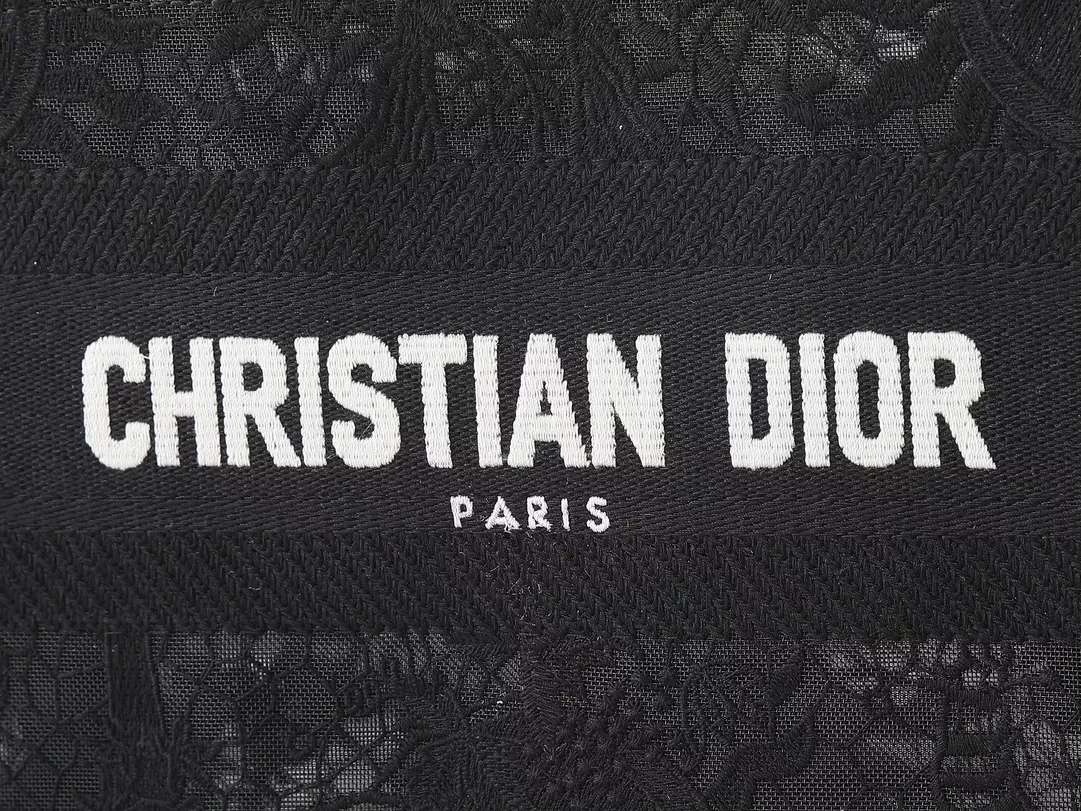 Christian Dior AAA Quality Tote-Handbags For Women Minimalist 9357