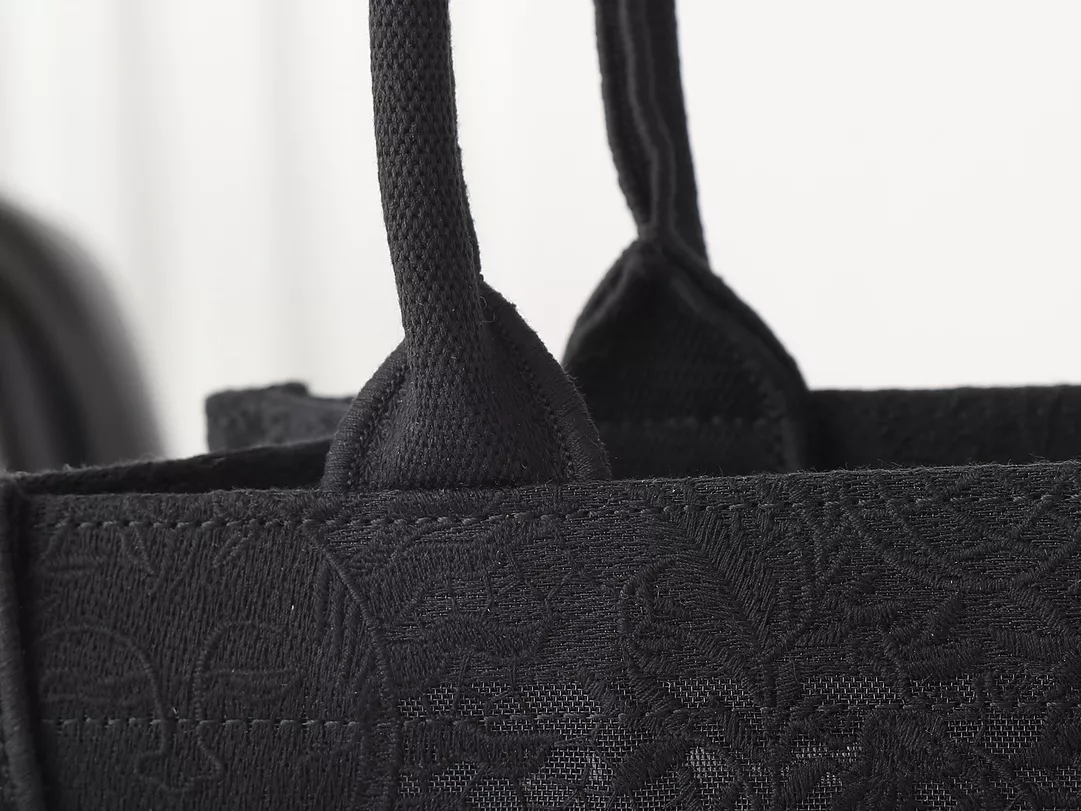 Christian Dior AAA Quality Tote-Handbags For Women Minimalist 9357