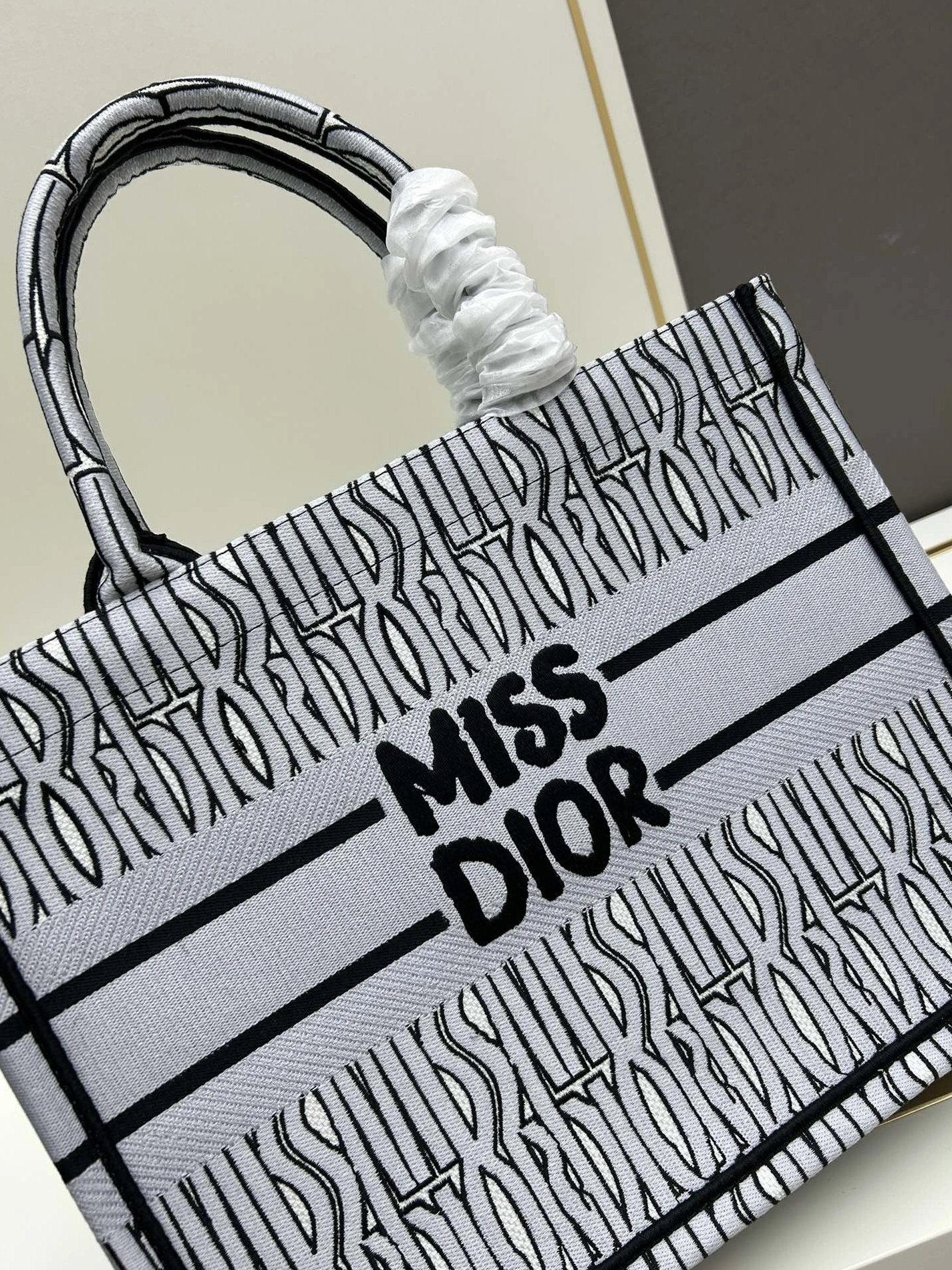 Christian Dior AAA Quality Tote-Handbags For Women Modern 5283