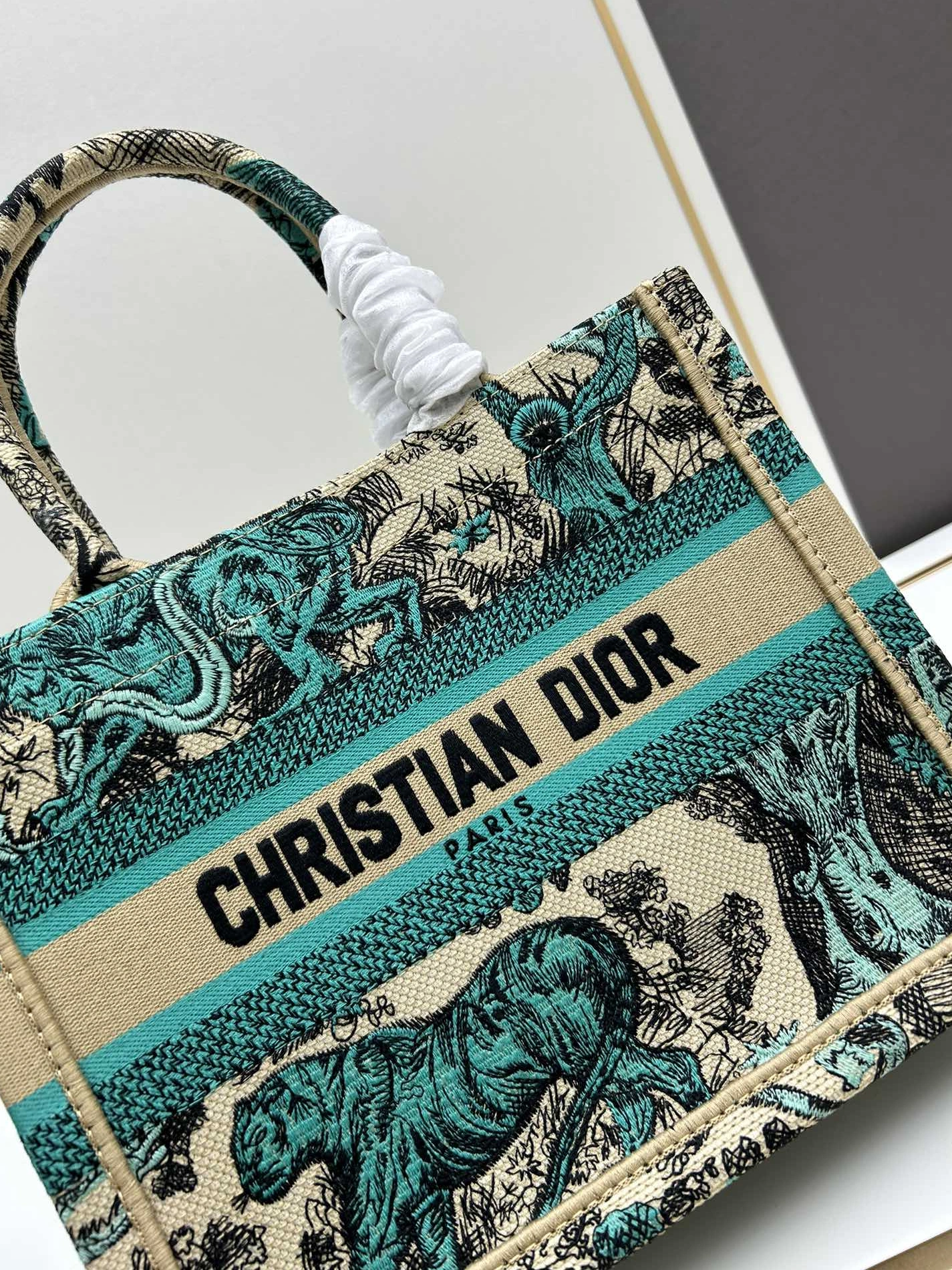 Christian Dior AAA Quality Tote-Handbags For Women Soft 5200