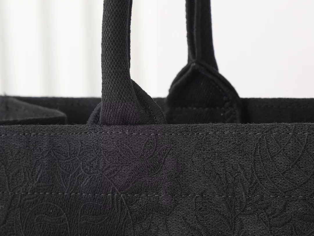 Christian Dior AAA Quality Tote-Handbags For Women Timeless 6438