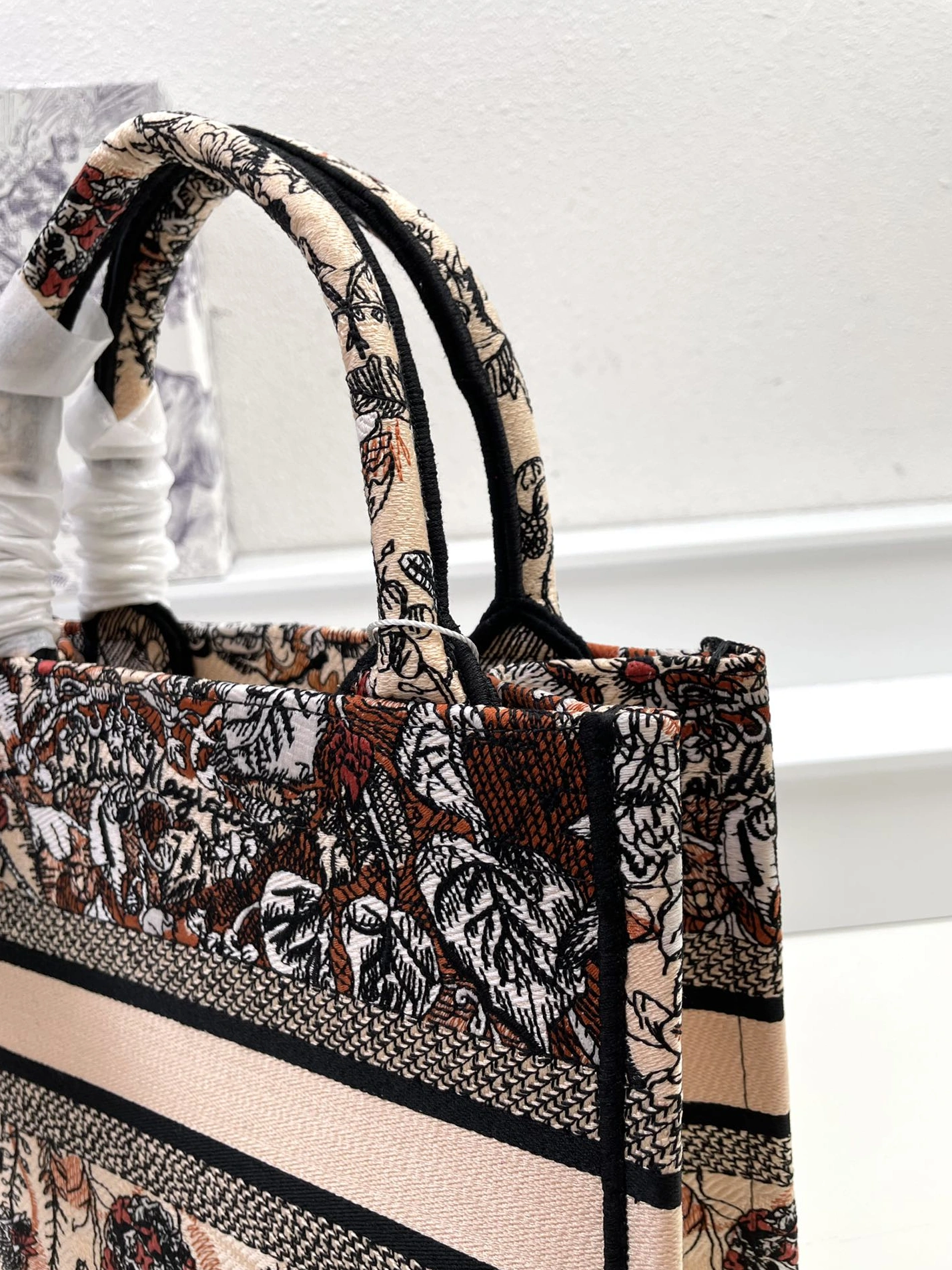 Christian Dior AAA Quality Tote-Handbags For Women TopPick 357