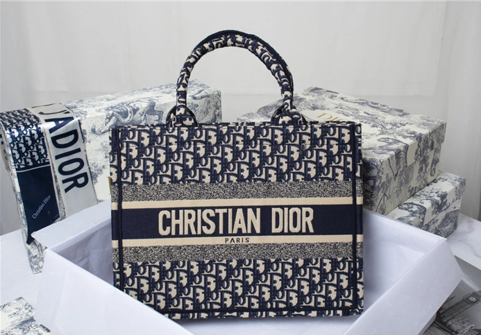 Christian Dior AAA Quality Tote-Handbags For Women Unique 6813