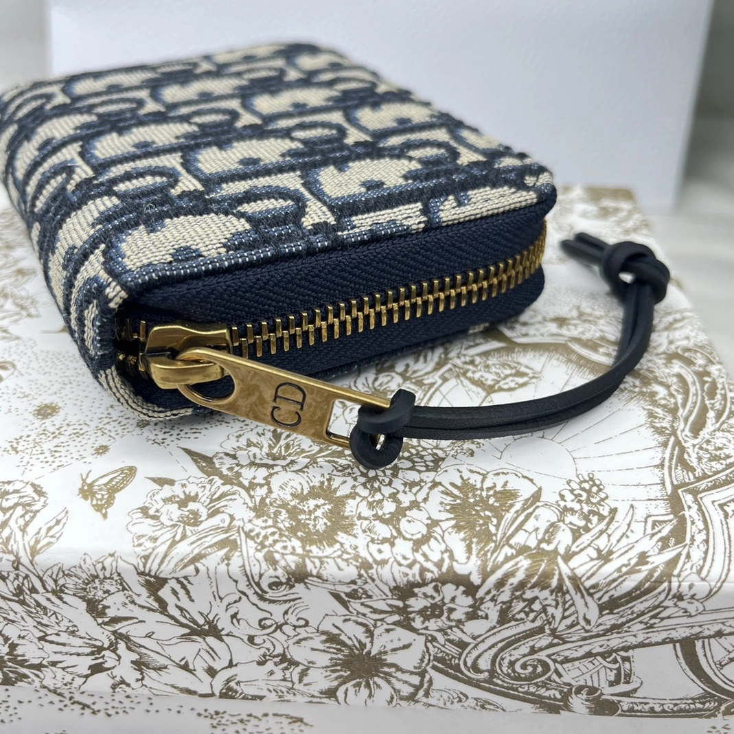 Christian Dior AAA Quality Wallets For Unisex Modern 5500