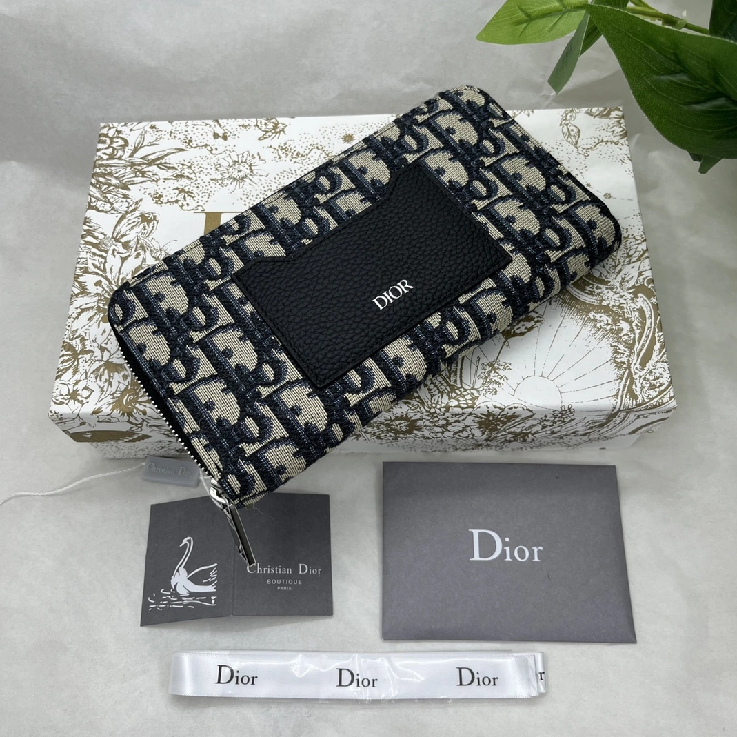 Christian Dior AAA Quality Wallets For Unisex ModernLook 1558