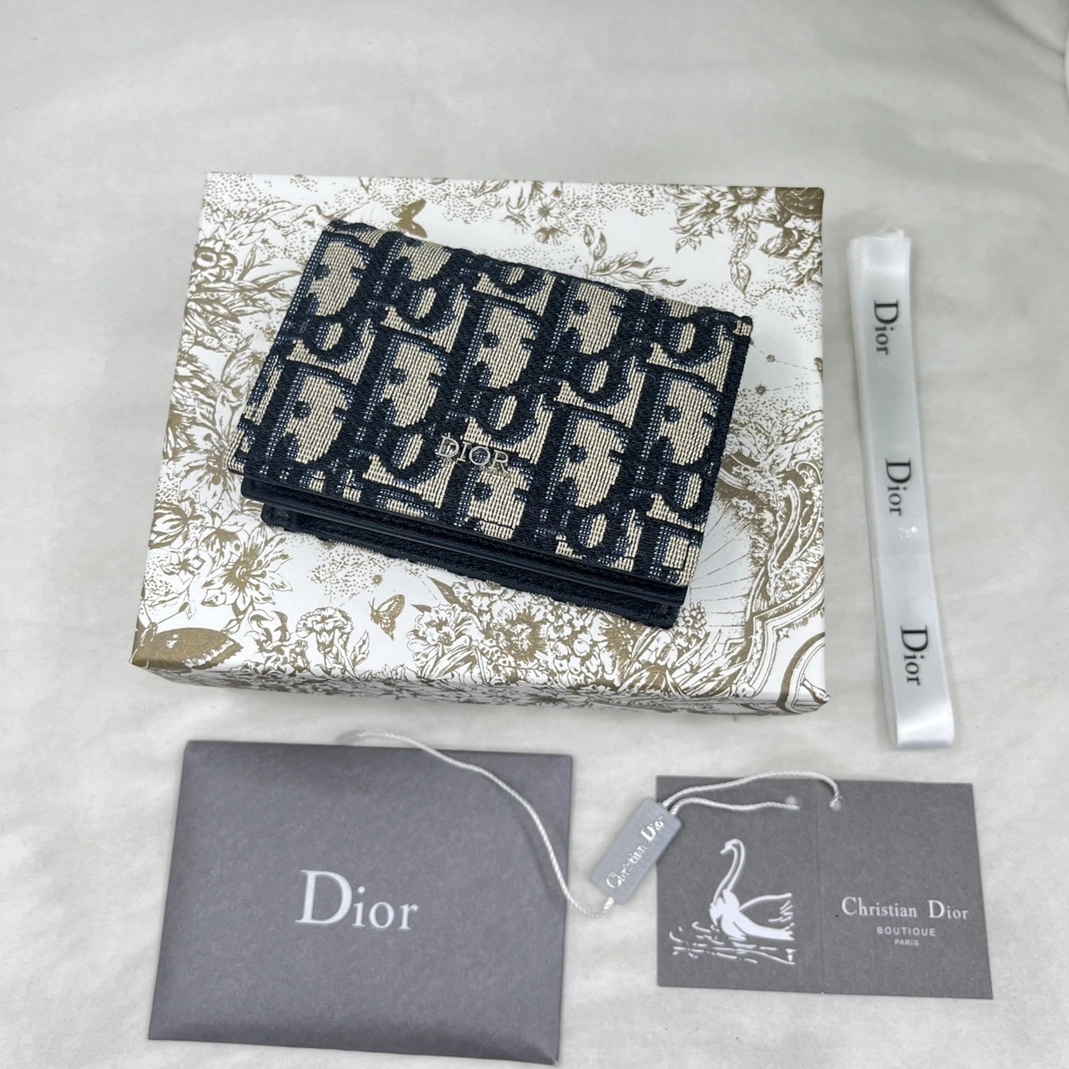 Christian Dior AAA Quality Wallets For Women Stylish 4474