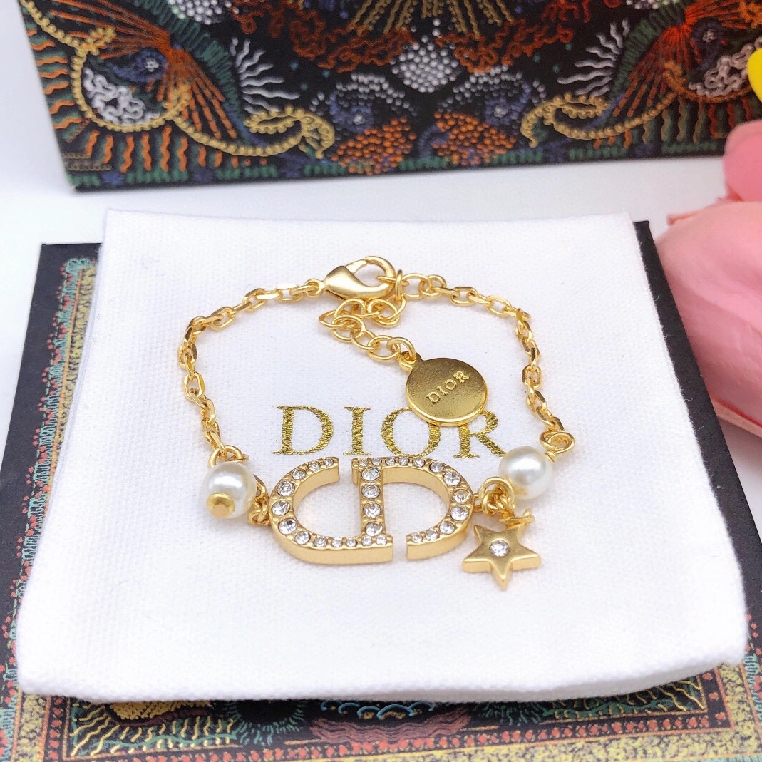 Christian Dior Bracelet For Women Elegant 9953