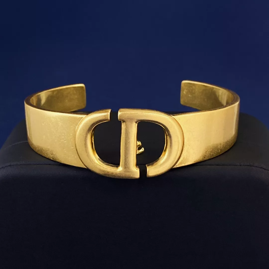 Christian Dior Bracelets Practical 3905