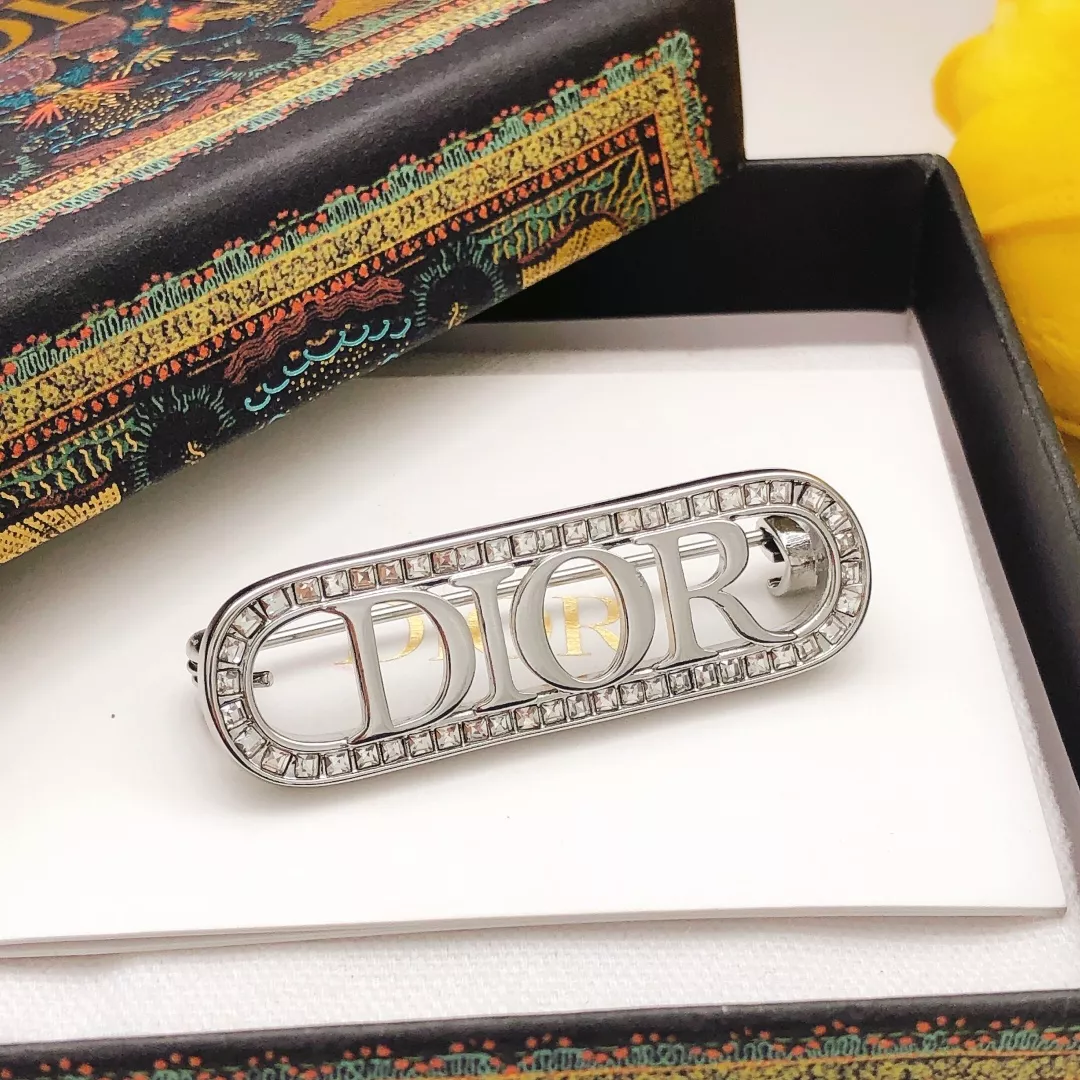 Christian Dior Brooches For Women AllSeason 3555